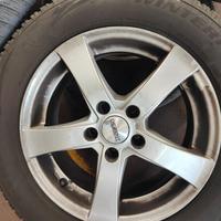 Gomme invernali Fireston + cerchi in lega per Ford