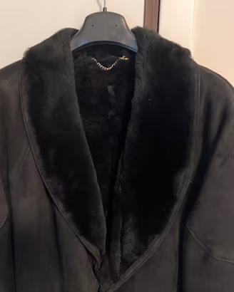 Giaccone uomo in montone nero taglia 56