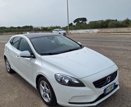 Volvo V40 D2 1.6 Summum NAVIGATORE