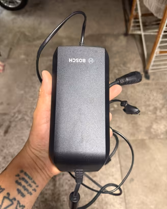 Caricatore Bosch e-bike fast charge bcs250