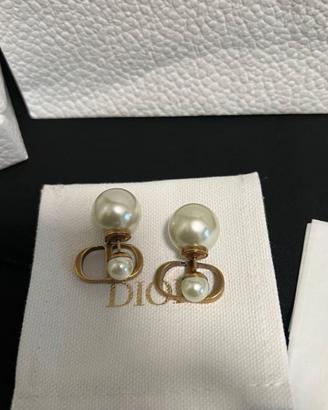 Orecchini da donna in metallo dorato