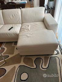 divano letto in pelle con chaise longue