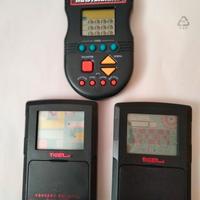 3 videogiochi portatili vintage