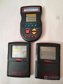 3 videogiochi portatili vintage