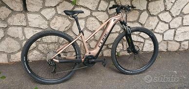 e-bike CUBE Reaction perfetta