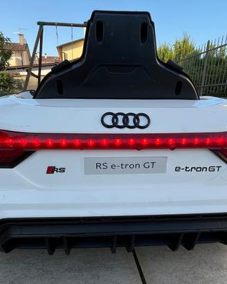 Audi RS e-tron GT elettrica per bambini
