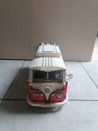 LEGO Creator 10220 - Volkswagen T1 Camper Van
