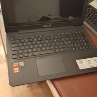 Notebook ASUS F555Y AMD A4 Radeon R3 1GB SSD 480GB