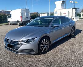 Volkswagen Arteon 2.0 TDI SCR DSG Elegance BlueMot