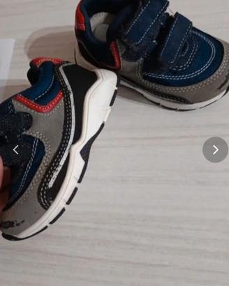 Scarpe bambino chicco 20