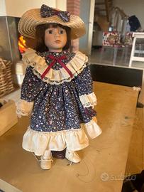 Bambola in porcellana