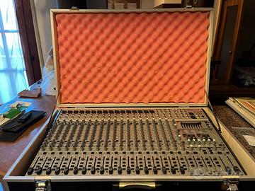 MIXER BEHRINGER 24 CANALI CON EFFETTI