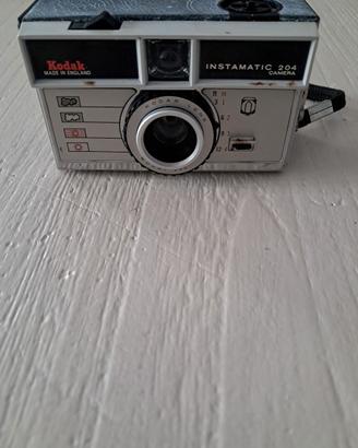 macchina fotografica kodak instamatic 