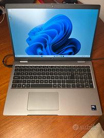 2025 Dell Precision 3590 ultra 7-32 gb ram DDR 5