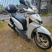 Honda SH 300
