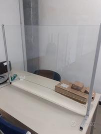 Pannelli divisori protettivi in vetro