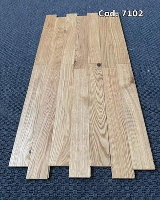 Listello parquet rovere con pochi nodi a Firenze