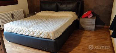 LETTO CONTENITORE MATRIMONIALE COME NUOVO