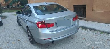 BMW 318d Berlina Automatica