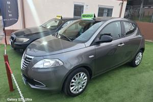 Lancia Ypsilon 1.2 69 CV 5 porte S&S Platinum