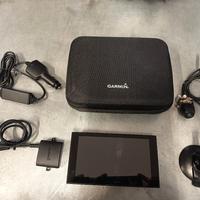 navigatore Garmin con retrocamera 