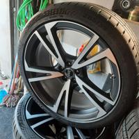 Gomme+cerchioni audi Q7 set completo km 0
