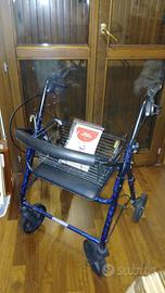 Rollator con ruote, freni, seduta e portaoggetti