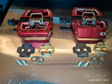 Pedali MTB Mallet DH Crankbrothers + Kit scarpe