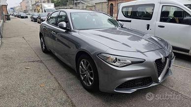 ALFA ROMEO Giulia 2.2 Turbodiesel 160 CV AT8 Busin