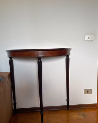 Tavolino da ingresso