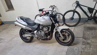 Honda hornet carene serbatoio sella