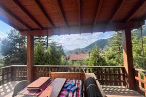 Villa di 250 m² con più di 5 locali e box auto dop
