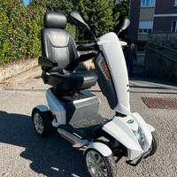 Scooter elettrico per anziani