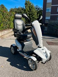 Scooter elettrico per anziani