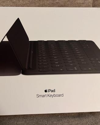 IPad -Smart Keyboard / Tastiera per iPad