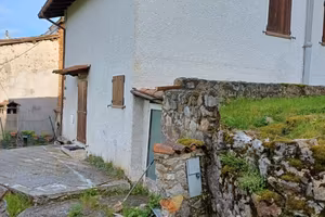Immobile a Pertica Bassa borgo Spessio