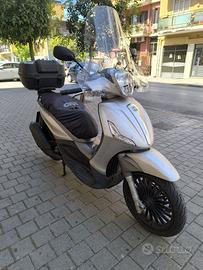 Piaggio Beverly 300 S ABS 07/2020 – Accessoriato