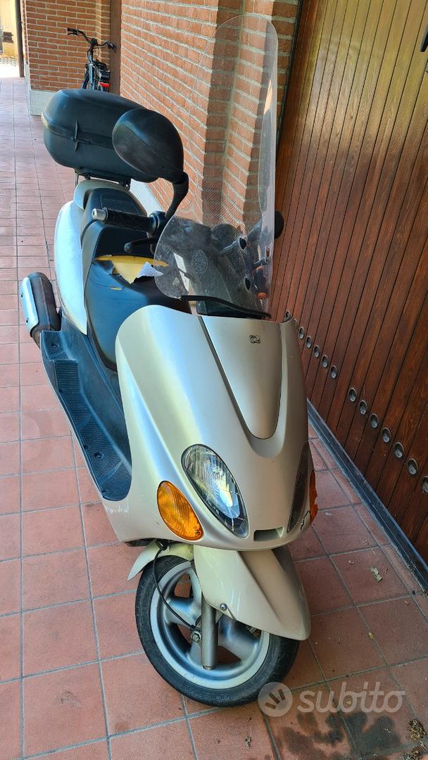 Yamaha Motore Majesty 125 Usato Yamaha Majesty 125 2001 Moto E