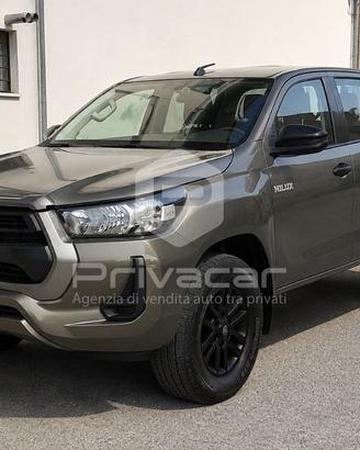 TOYOTA Hilux 2.4 D-4D 4WD 4 porte Double Cab Loung
