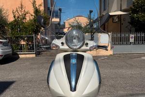Piaggio Beverly 300 (2010)