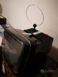 TV VINTAGE BRIONVEGA MODELLO TVC11