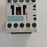 Teleruttore Siemens 3RT1016-1BB42 usato