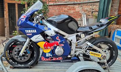 YAMAHA R6 2000