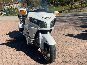 Honda GL 1800 Gold Wing 40th (2015)