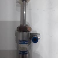 Pistone  pneumatico FESTO DSNU-20-300P-A SERIE