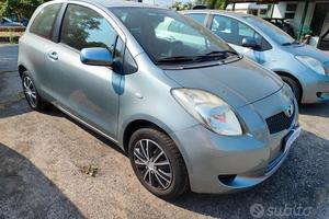 Toyota Yaris TOYOTA YARIS