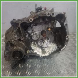 Cambio Manuale RENAULT CLIO 2a Serie 1.2 D7FG7