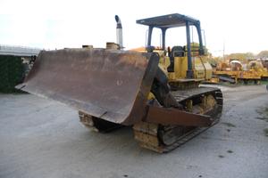 Ruspa cingolata KOMATSU D65 E7