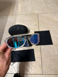 occhiali oakley plantaris