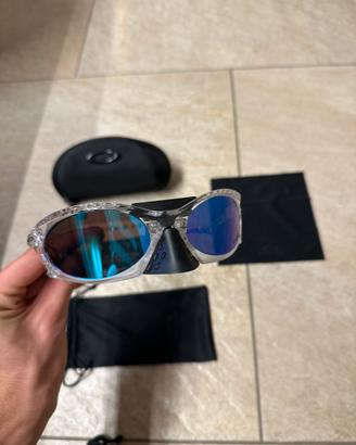 occhiali oakley plantaris